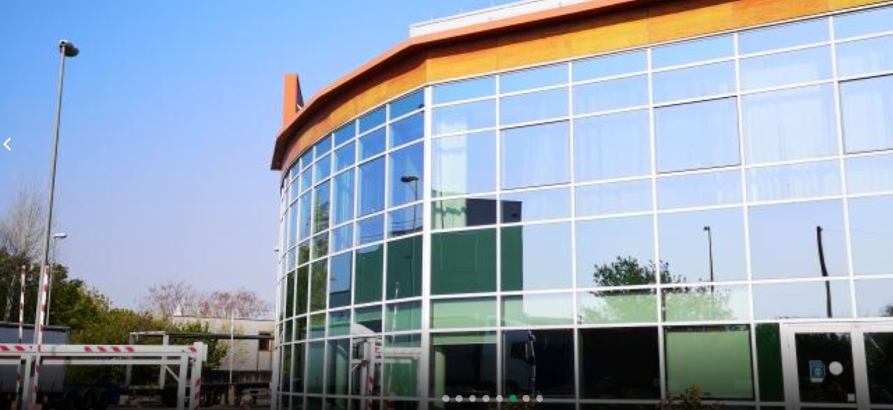 LOCATION LOGISTIQUE/BUREAUX 17500 m²