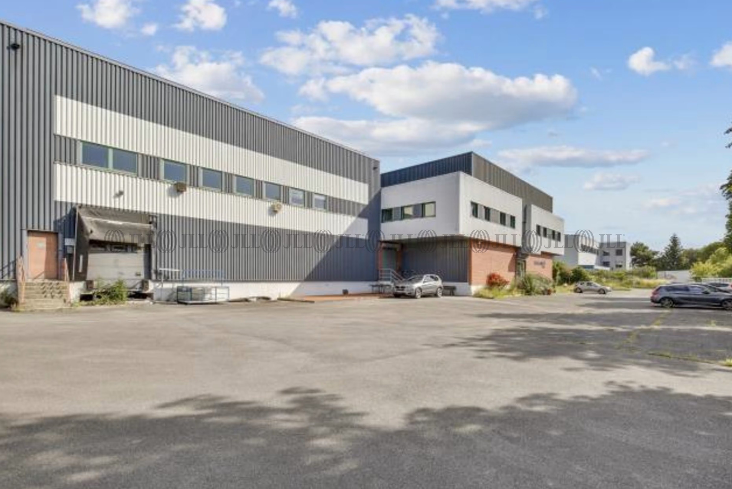 VENTE ACTIVITES/BUREAUX 4173 m²