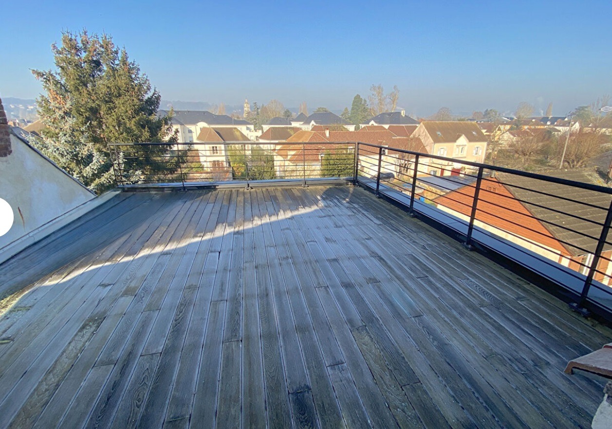 VENTE ACTIVITES/BUREAUX 280 m²