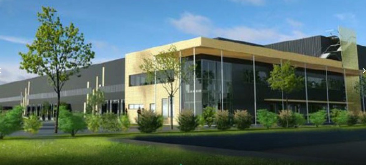 LOCATION ENTREPOT 30899 m²