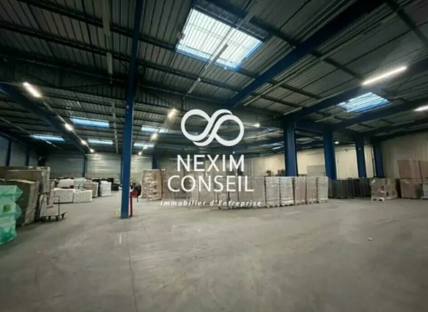 VENTE ENTREPOT 1900 m²