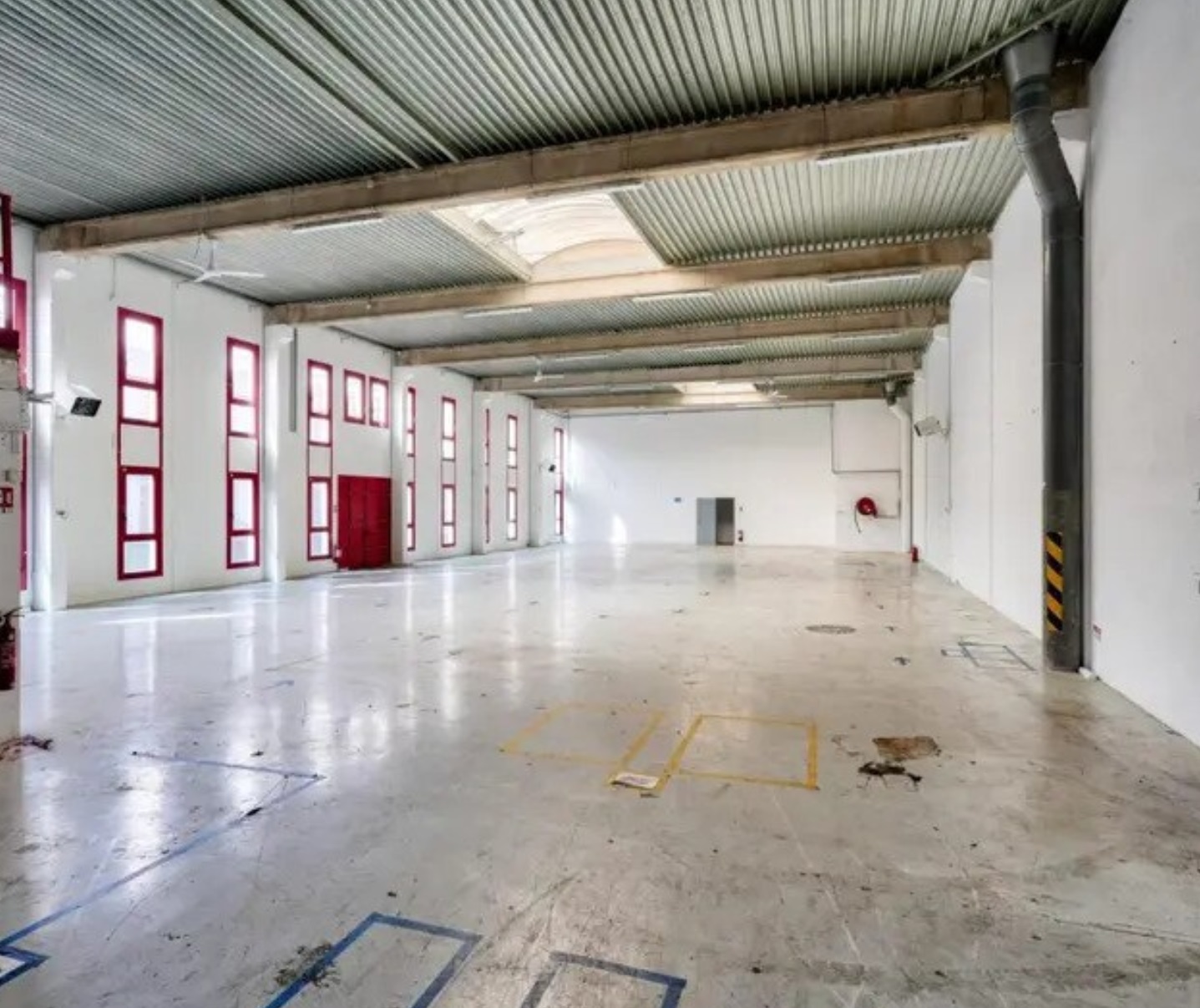 LOCATION ACTIVITES/BUREAUX