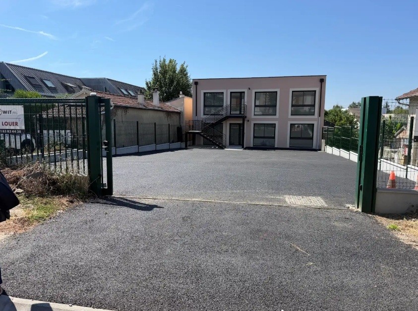 LOCATION BUREAUX 12 m²